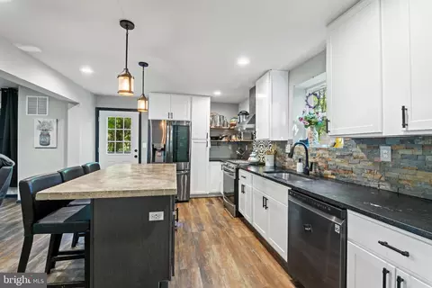 6301 Everall Ave, Baltimore, MD 21206 photo 7