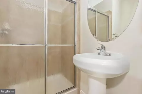 826 Ryan St, Baltimore, MD 21230 photo 5