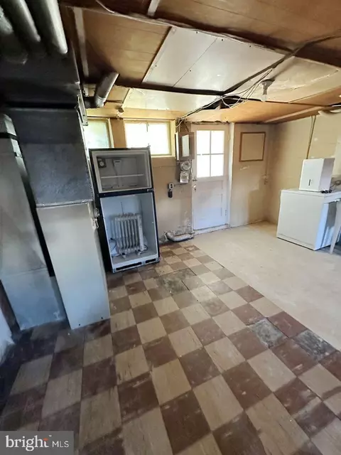4619 Shamrock Ave, Baltimore, MD 21206 photo 12