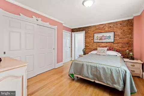 205 S Exeter St, Baltimore, MD 21202 photo 17