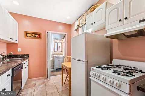205 S Exeter St, Baltimore, MD 21202 photo 37