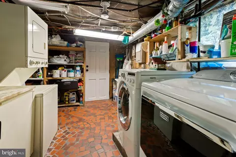 205 S Exeter St, Baltimore, MD 21202 photo 49