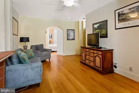 205 S Exeter St, Baltimore, MD 21202 photo 29