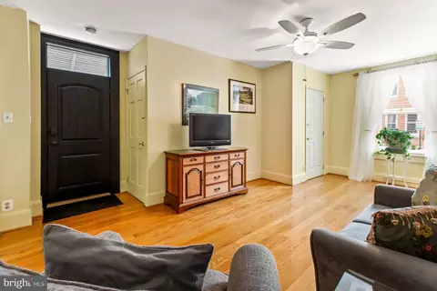 205 S Exeter St, Baltimore, MD 21202 photo 31