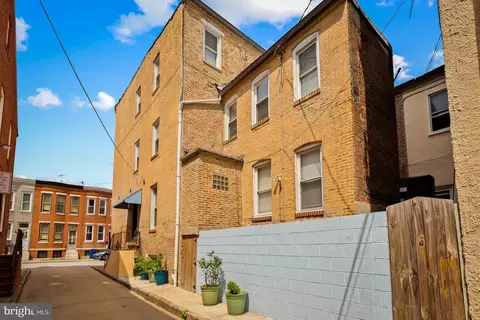 205 S Exeter St, Baltimore, MD 21202 photo 43