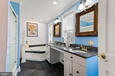 205 S Exeter St, Baltimore, MD 21202 photo 19