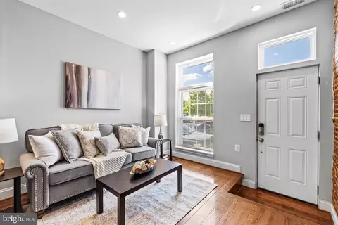 1425 Lowman St, Baltimore, MD 21230 photo 4