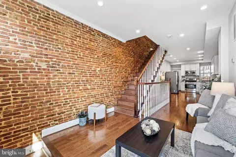 1425 Lowman St, Baltimore, MD 21230 photo 6