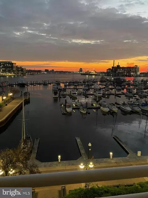 23 Pierside Dr #433, Baltimore, MD 21230