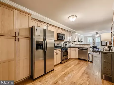 426 E Randall St, Baltimore, MD 21230 photo 9