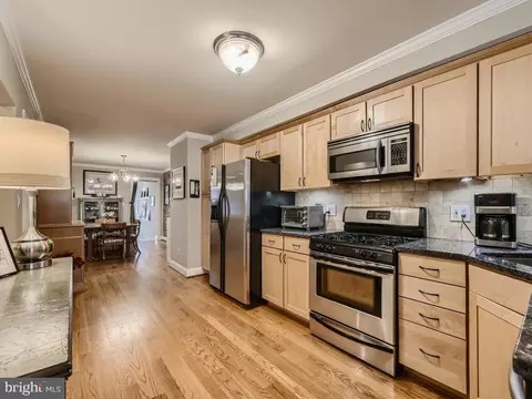 426 E Randall St, Baltimore, MD 21230 photo 12