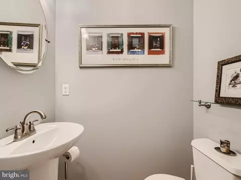 426 E Randall St, Baltimore, MD 21230 photo 15