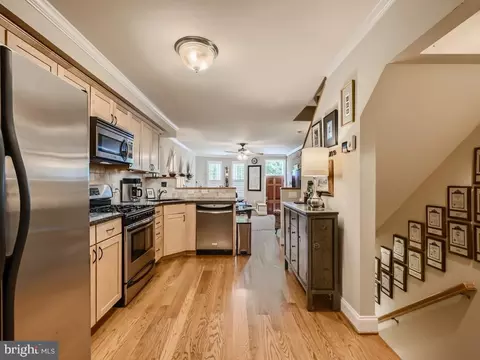 426 E Randall St, Baltimore, MD 21230 photo 10
