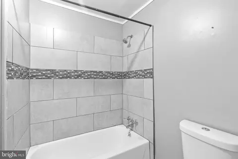 20 S Ann St, Baltimore, MD 21231 photo 9