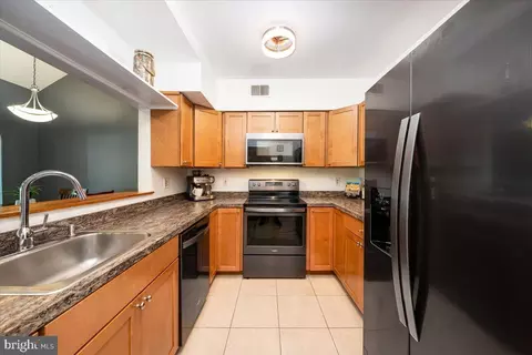 1702 Mount Washington Ct #K, Baltimore, MD 21209 photo 3