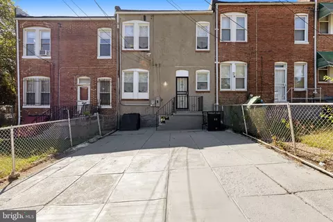 3402 W Franklin St, Baltimore, MD 21229 photo 3