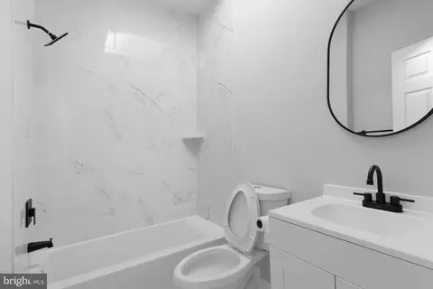 3402 W Franklin St, Baltimore, MD 21229 photo 14
