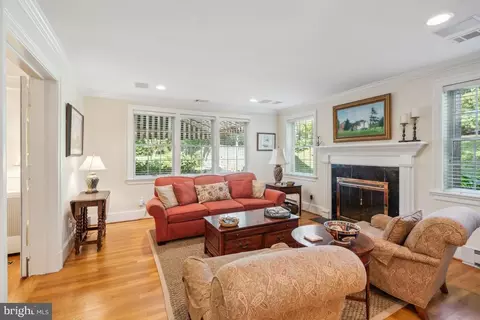 218 Tunbridge Rd, Baltimore, MD 21212 photo 24