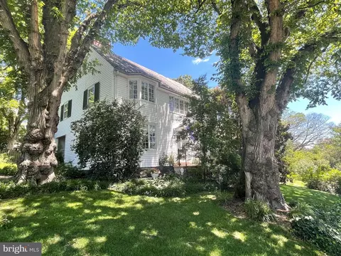218 Tunbridge Rd, Baltimore, MD 21212