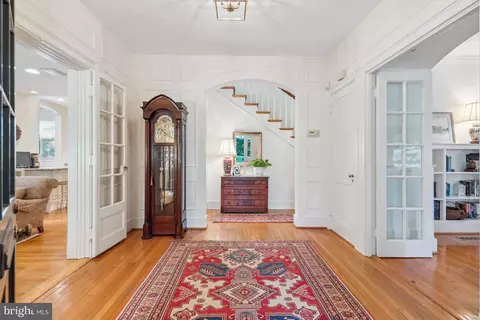 218 Tunbridge Rd, Baltimore, MD 21212 photo 9