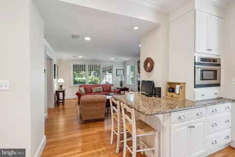 218 Tunbridge Rd, Baltimore, MD 21212 photo 22