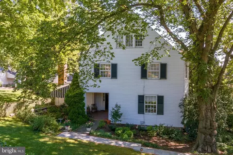 218 Tunbridge Rd, Baltimore, MD 21212 photo 5
