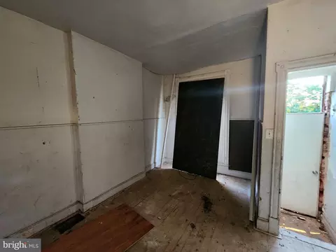 602 N Glover St, Baltimore, MD 21205 photo 7