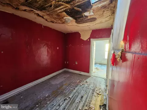 602 N Glover St, Baltimore, MD 21205 photo 2