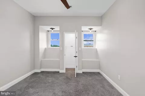 943 Brooks Ln, Baltimore, MD 21217 photo 47