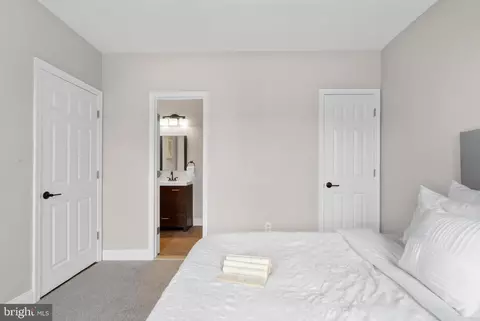 943 Brooks Ln, Baltimore, MD 21217 photo 41