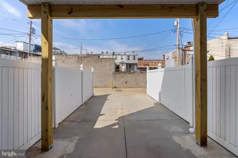 628 Grundy St, Baltimore, MD 21224 photo 40