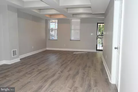 3712 Overview Rd, Baltimore, MD 21215 photo 2