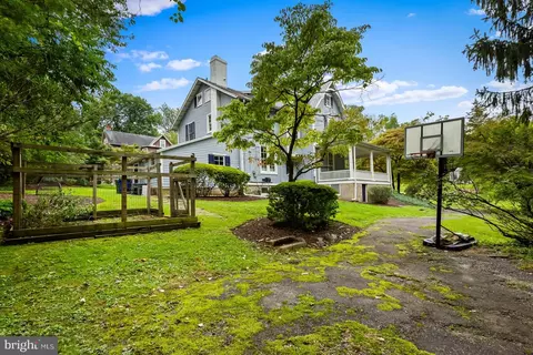 1809 Dixon Rd, Baltimore, MD 21209 photo 59