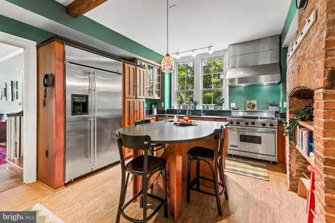 1809 Dixon Rd, Baltimore, MD 21209 photo 21
