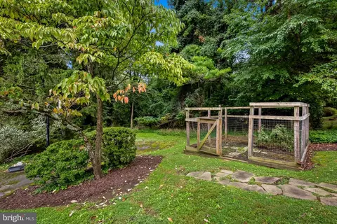 1809 Dixon Rd, Baltimore, MD 21209 photo 57