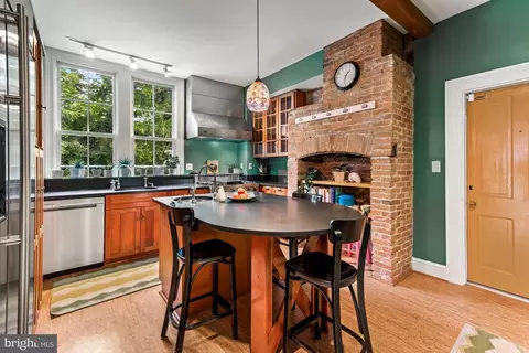 1809 Dixon Rd, Baltimore, MD 21209 photo 24