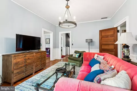 1809 Dixon Rd, Baltimore, MD 21209 photo 27