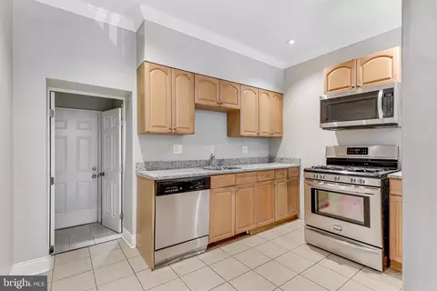 1409 Olive St, Baltimore, MD 21230 photo 6