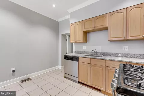 1409 Olive St, Baltimore, MD 21230 photo 11