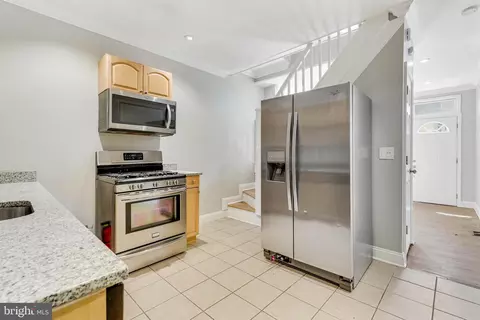 1409 Olive St, Baltimore, MD 21230 photo 7