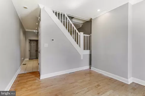 1409 Olive St, Baltimore, MD 21230 photo 2