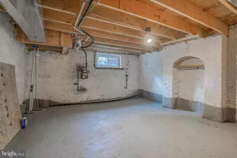 218 E 23rd St, Baltimore, MD 21218 photo 21