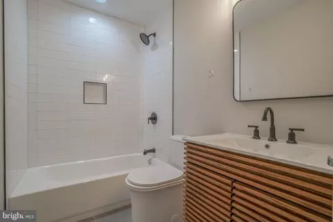 218 E 23rd St, Baltimore, MD 21218 photo 28