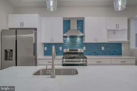 218 E 23rd St, Baltimore, MD 21218 photo 10