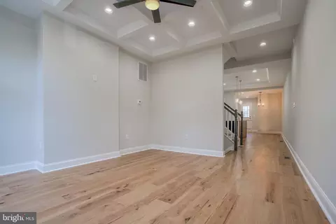 218 E 23rd St, Baltimore, MD 21218 photo 3