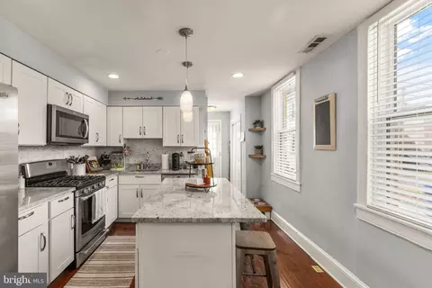 2121 E Fairmount Ave, Baltimore, MD 21231 photo 8