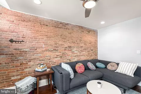 2121 E Fairmount Ave, Baltimore, MD 21231 photo 4