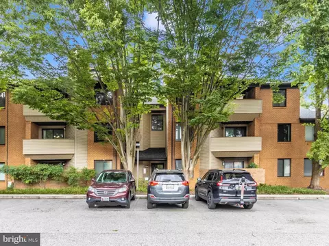 1704 Mount Washington Ct #G, Baltimore, MD 21209
