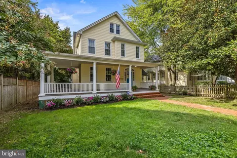415 E Lake Ave, Baltimore, MD 21212