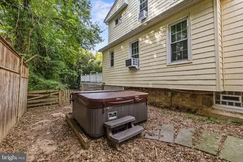 415 E Lake Ave, Baltimore, MD 21212 photo 32